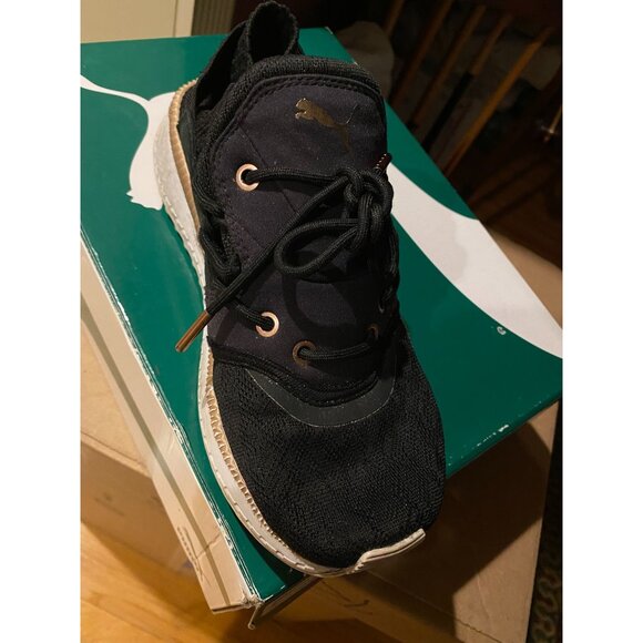 PUMA Tsugi Shinsei Metallic Black Rose Gold Running Shoe Women sz 8 - Picture 4 of 9